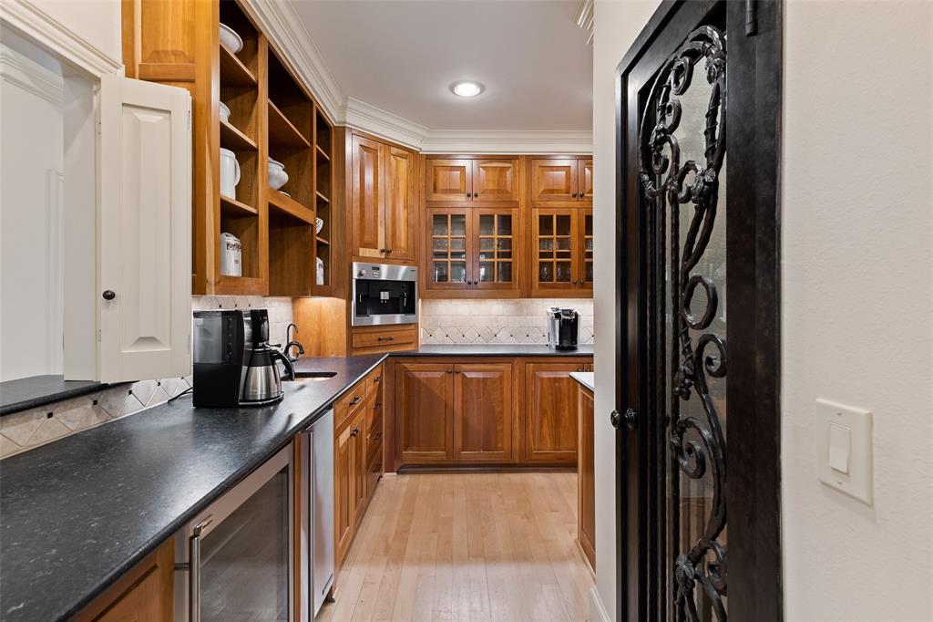 Williamsburg-Preston - Residential