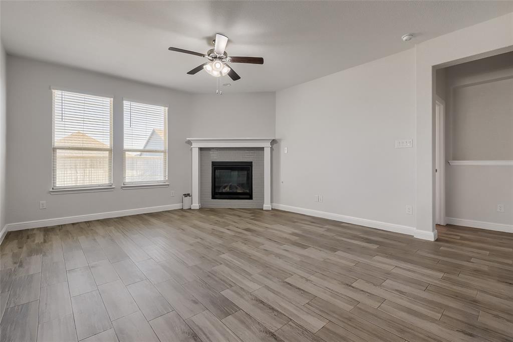 2312 Mockingbird Court