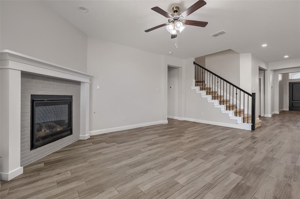 2312 Mockingbird Court
