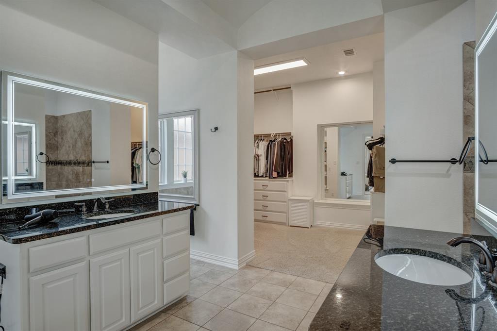 Dallas, Texas 75218, United States, 5 Bedrooms Bedrooms, ,4 BathroomsBathrooms,Residential,Active,138832