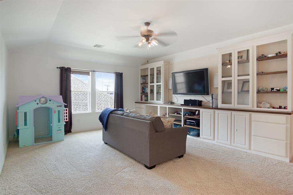 Dallas, Texas 75218, United States, 5 Bedrooms Bedrooms, ,4 BathroomsBathrooms,Residential,Active,138832