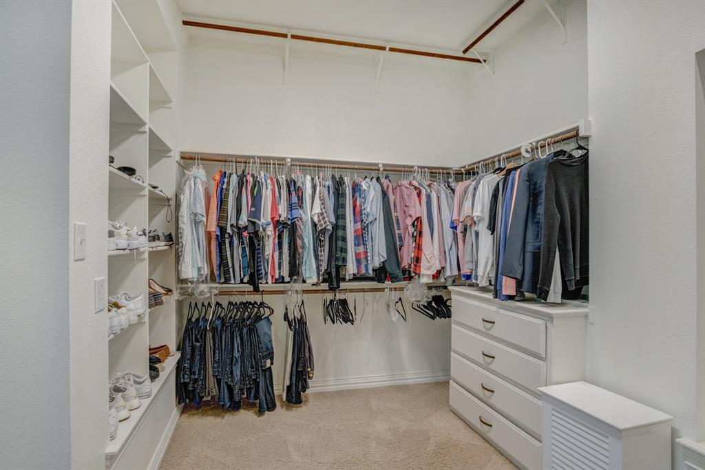 Dallas, Texas 75218, United States, 5 Bedrooms Bedrooms, ,4 BathroomsBathrooms,Residential,Active,138832