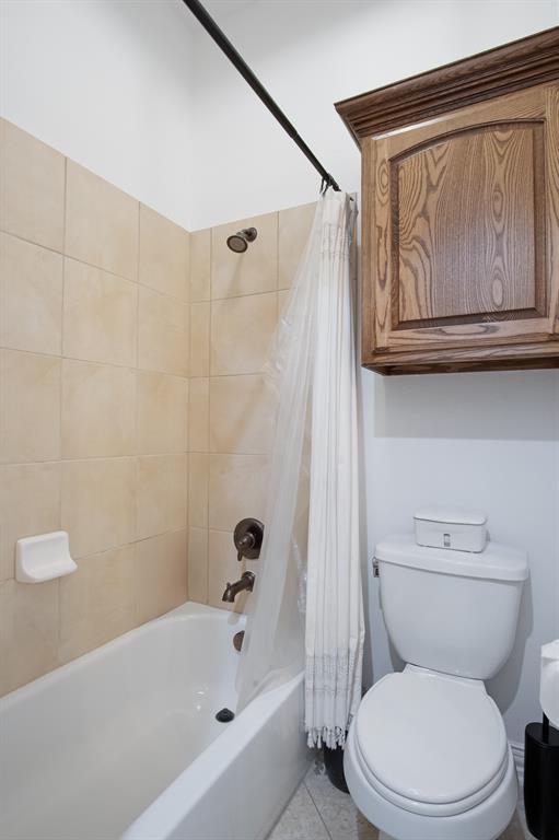 Dallas, Texas 75218, United States, 5 Bedrooms Bedrooms, ,4 BathroomsBathrooms,Residential,Active,138832