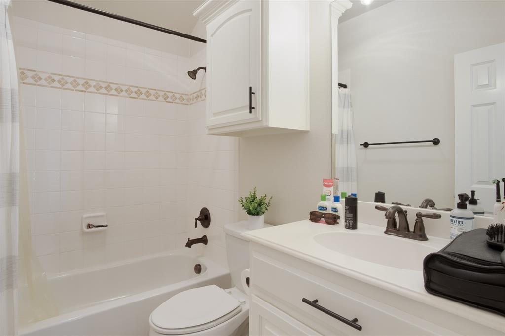 Dallas, Texas 75218, United States, 5 Bedrooms Bedrooms, ,4 BathroomsBathrooms,Residential,Active,138832