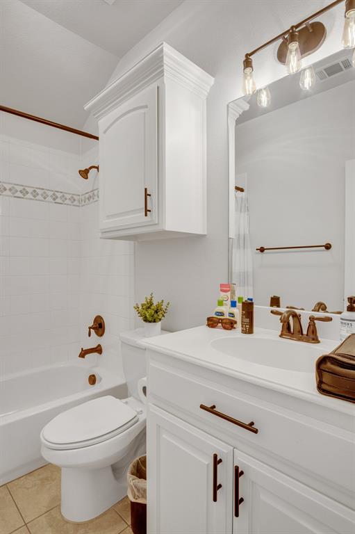 Dallas, Texas 75218, United States, 5 Bedrooms Bedrooms, ,4 BathroomsBathrooms,Residential,Active,138832