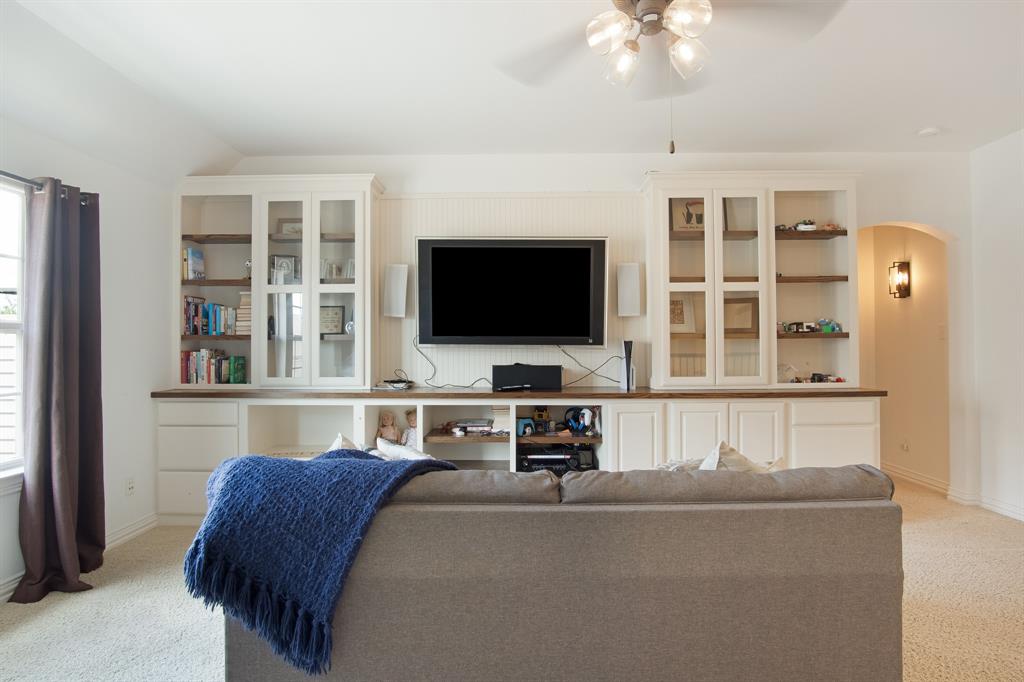 Dallas, Texas 75218, United States, 5 Bedrooms Bedrooms, ,4 BathroomsBathrooms,Residential,Active,138832