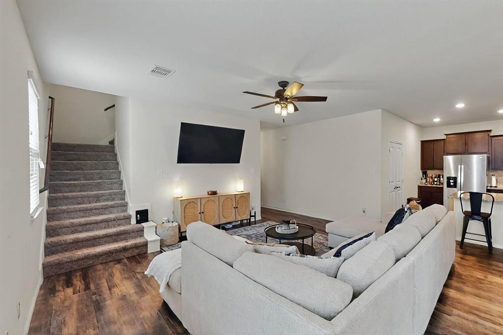 2425 Larimar Drive