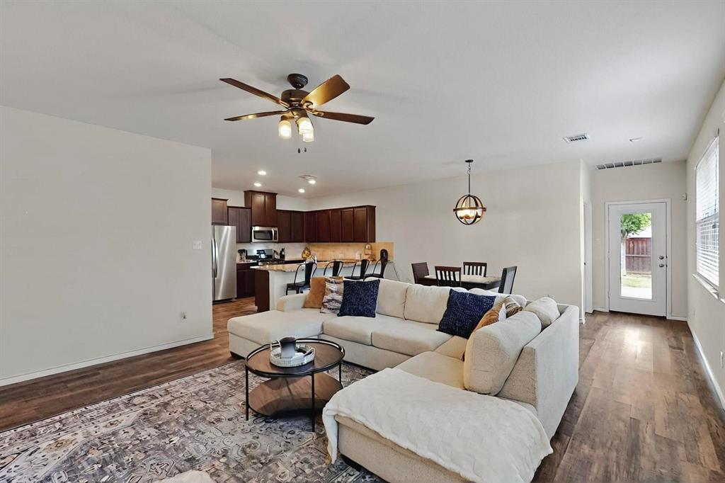 2425 Larimar Drive