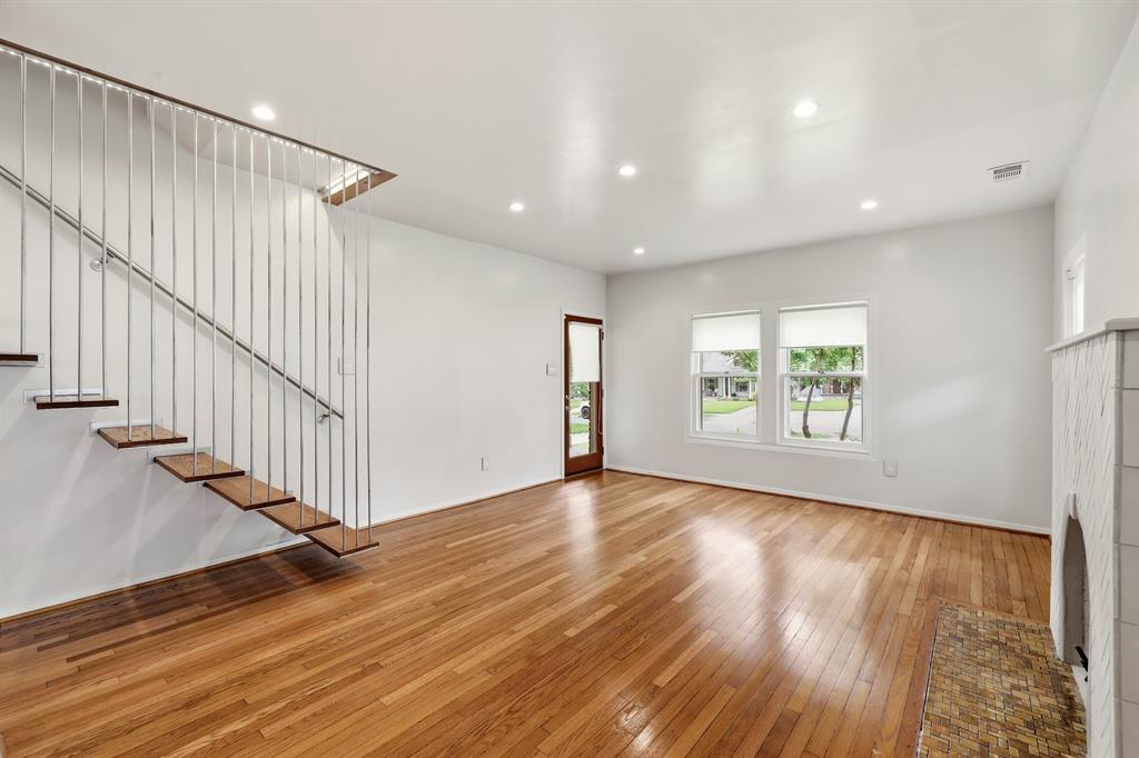 825 Thomasson Drive