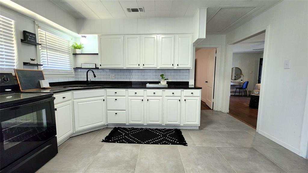 Leo Kaveny Sub - Residential