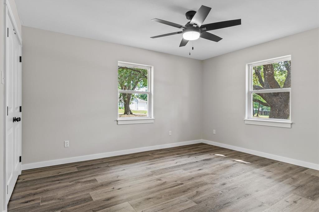 Riverside Road Es - Residential