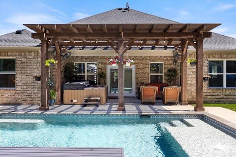 2610 Austin Drive Granbury TX 76048