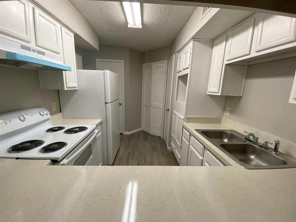 9696 Walnut Street 708