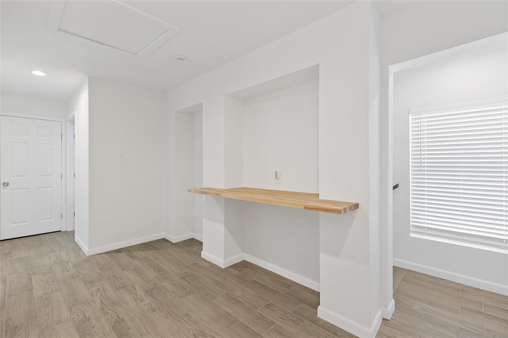 San Jacinto Lawn Rev - Residential Lease