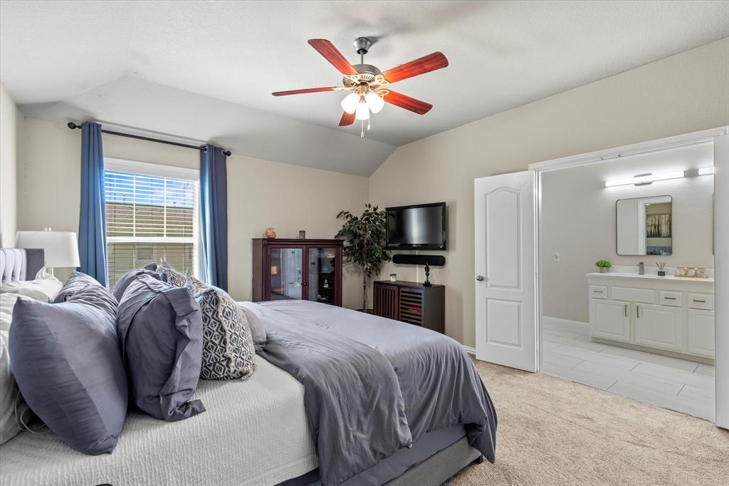 Chateaux Of Allen Twnhms The - Residential