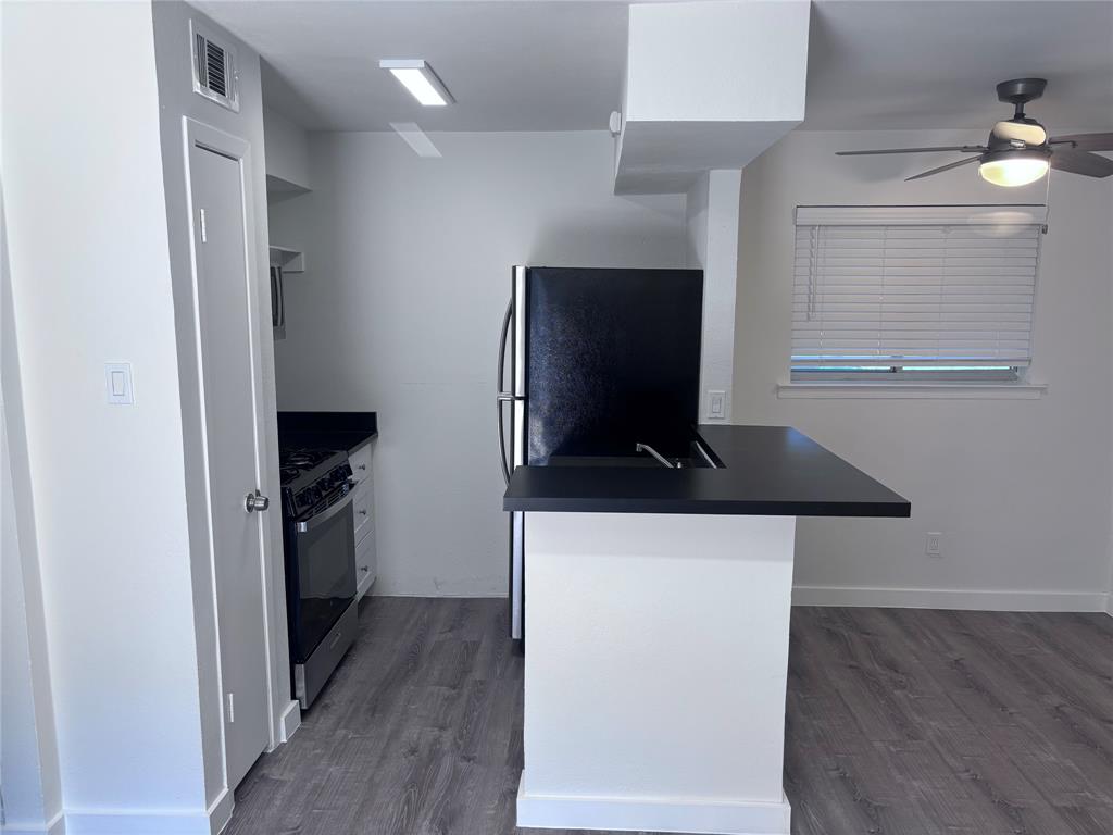 J D Cullums Oak Lawn Add - Residential Lease