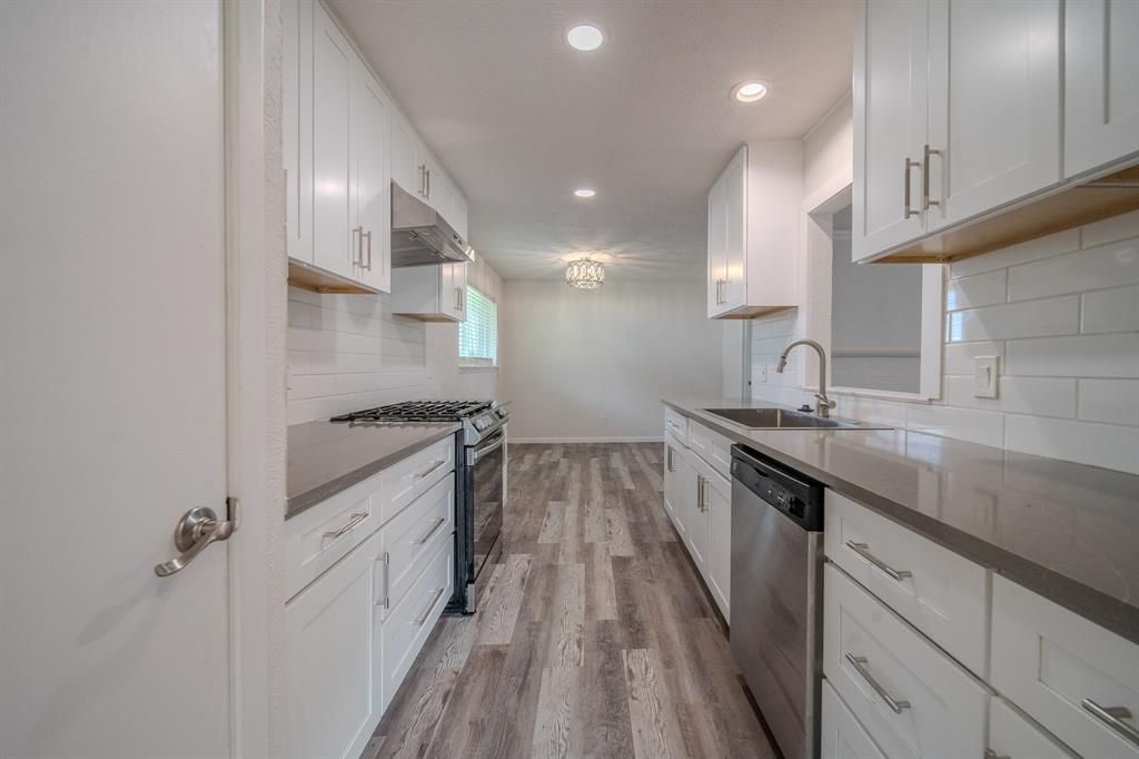 Photo of 2513 Belhaven Drive, Mesquite, TX 75150 (MLS # 21249275)