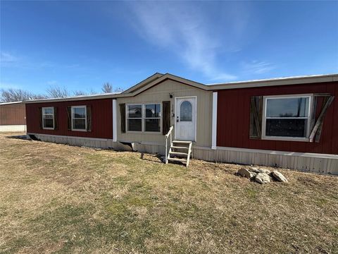 Photo of 1427 Private Road 4219, Decatur, TX 76234 (MLS # 21173140)