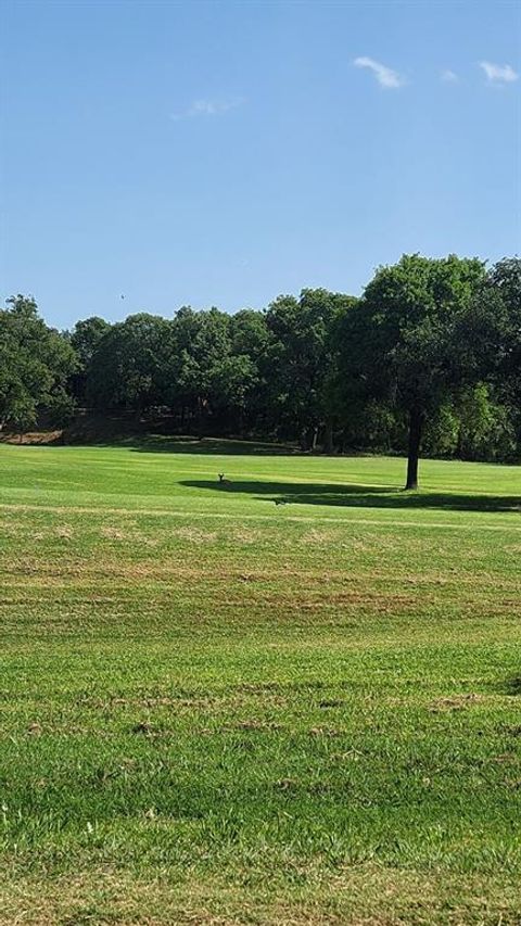 A home in Nocona