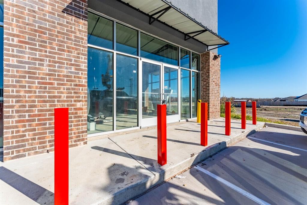 10689 S State Highway 205