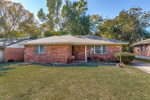 2212 Larry Drive Dallas TX 75228