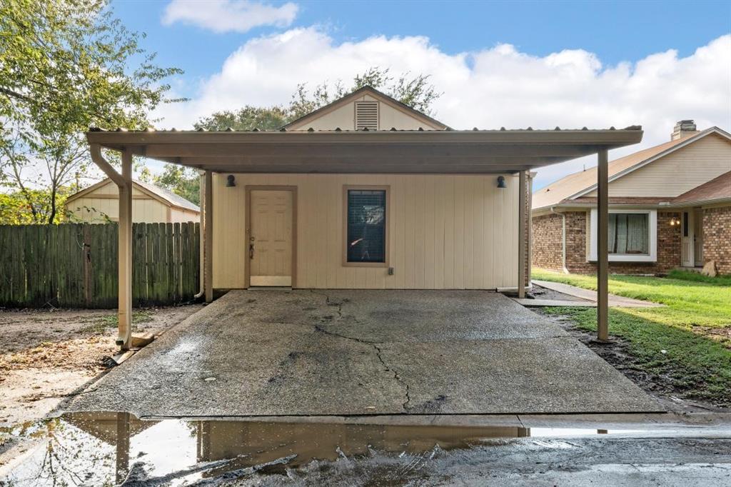 827 FORT GATES