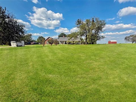 1929 Mamie Road Greenville TX 75402