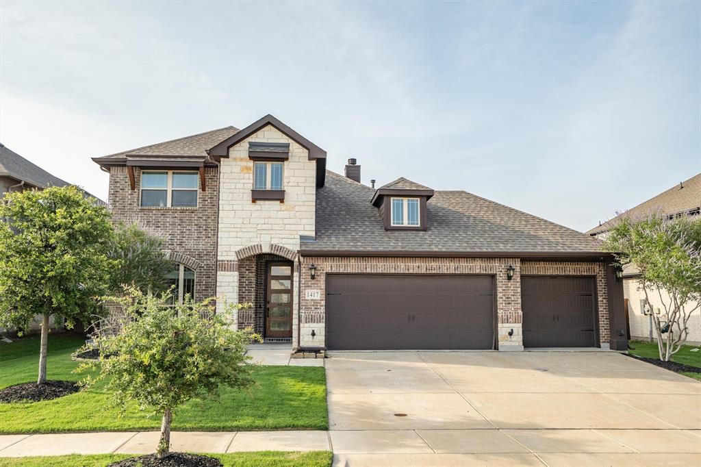 1417 Stoneleigh Place