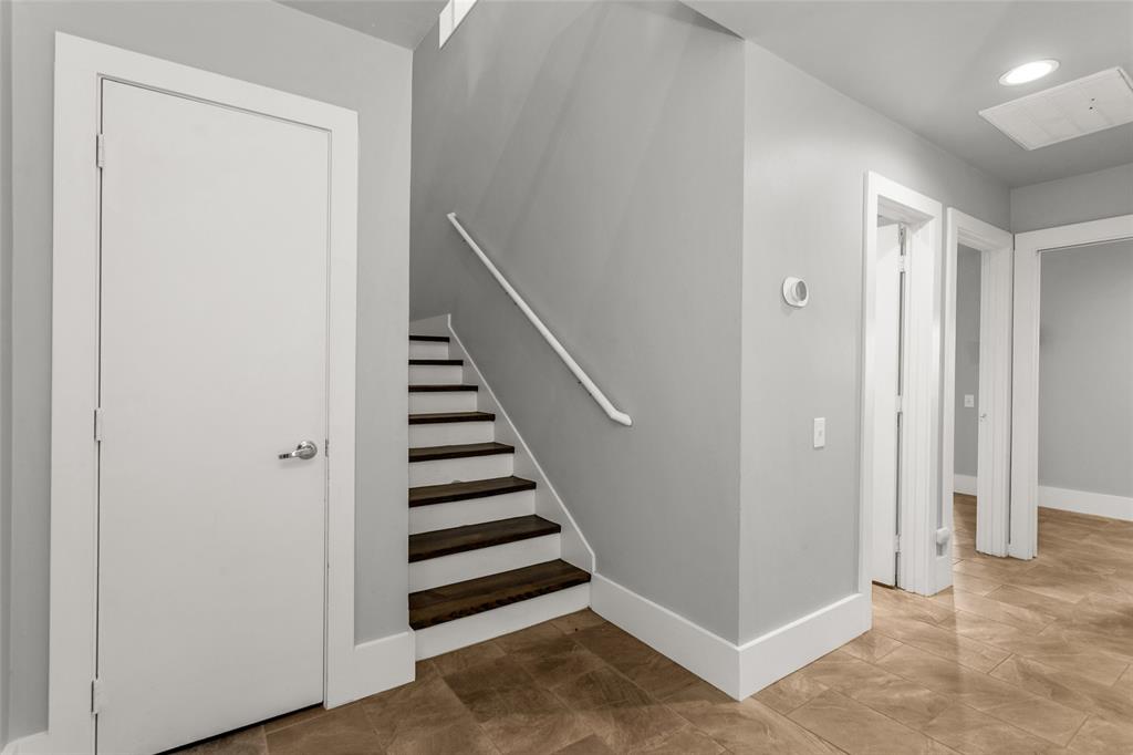 Knight Street Twnhms - Residential