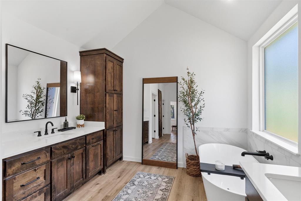 Decordova Bend Estates - Residential