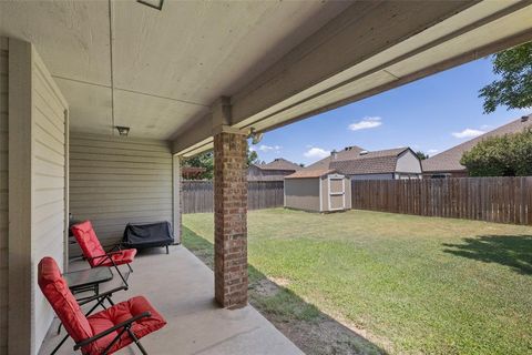 A home in Burleson