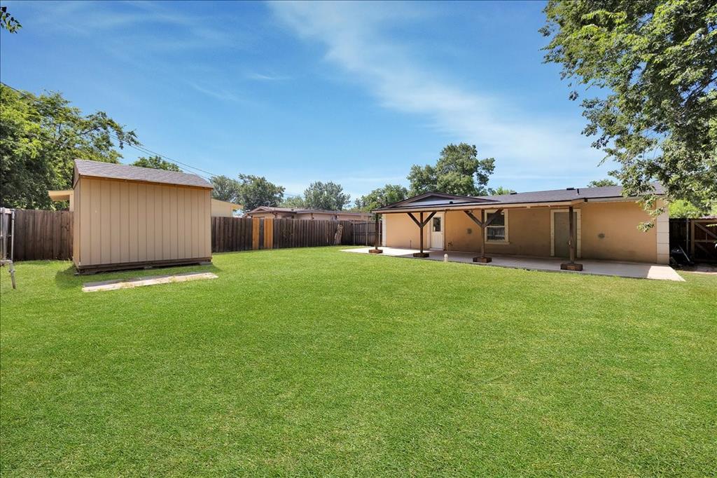 Valwood Park 02 - Residential