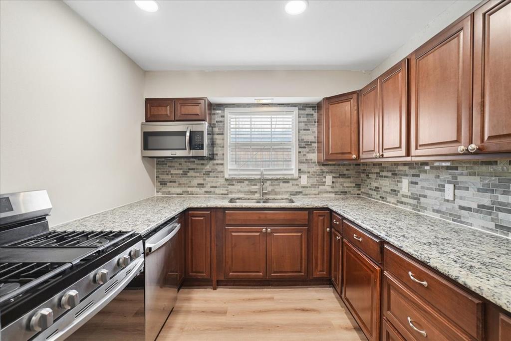 Valwood Park 02 - Residential