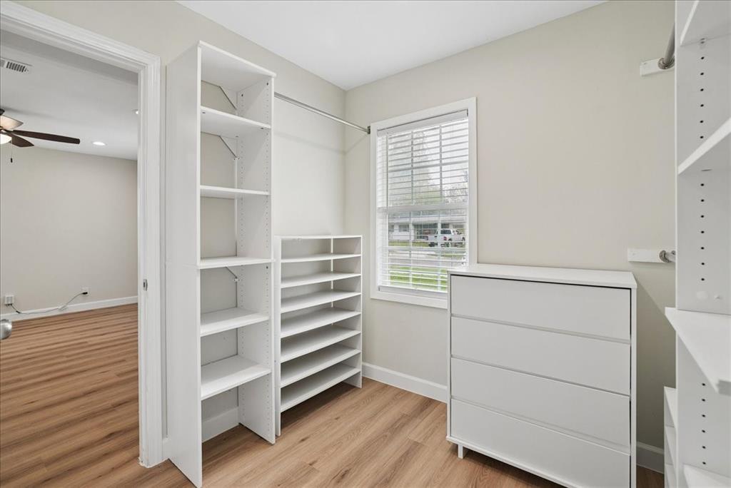 Valwood Park 02 - Residential