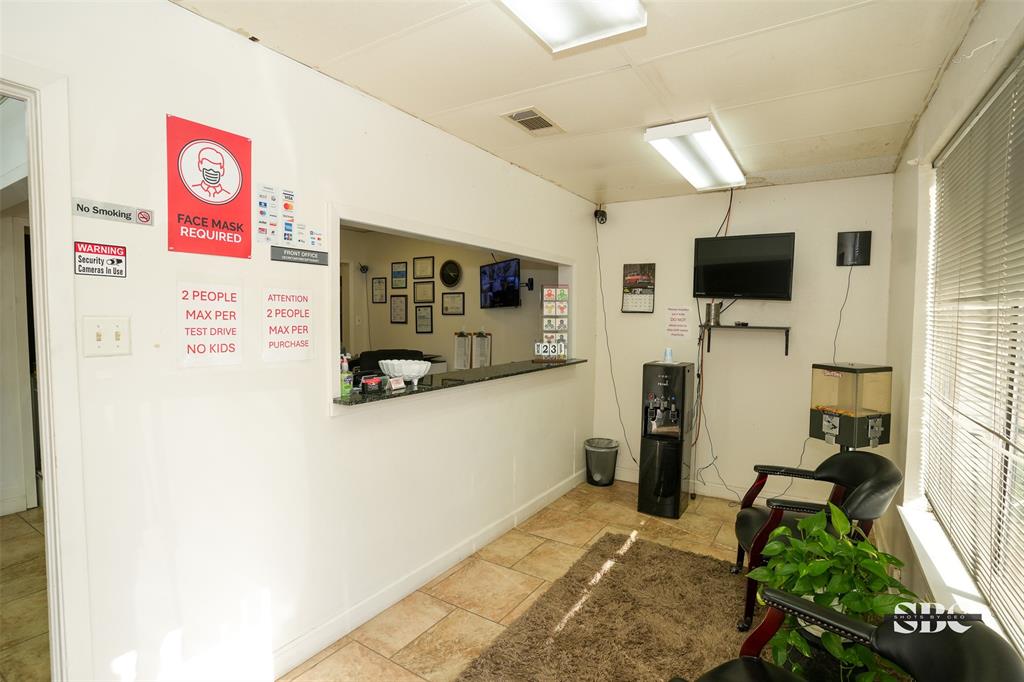 North Sport Sub - Commercial Sale