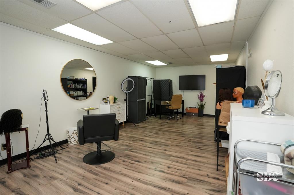 North Sport Sub - Commercial Sale