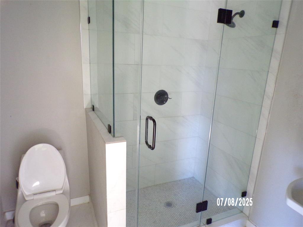 Grand Glasgow Condos - Residential