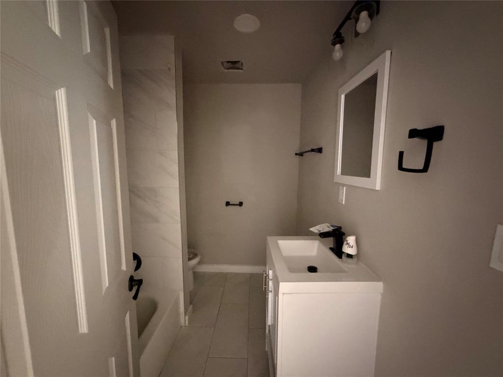 Grand Glasgow Condos - Residential