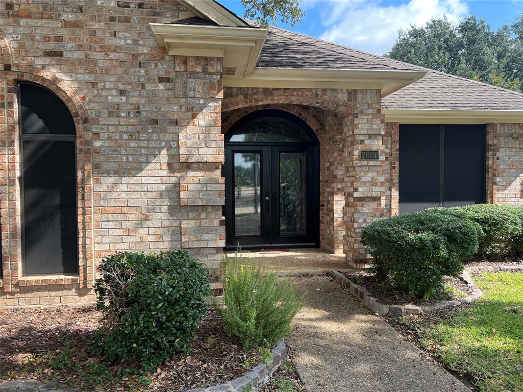 2601 Oak Point Drive