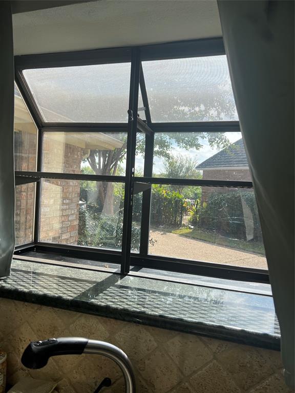 2601 Oak Point Drive