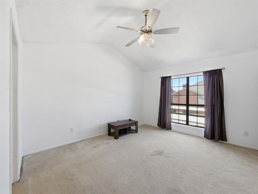 Meadowridge Condos Ph 01 - Residential