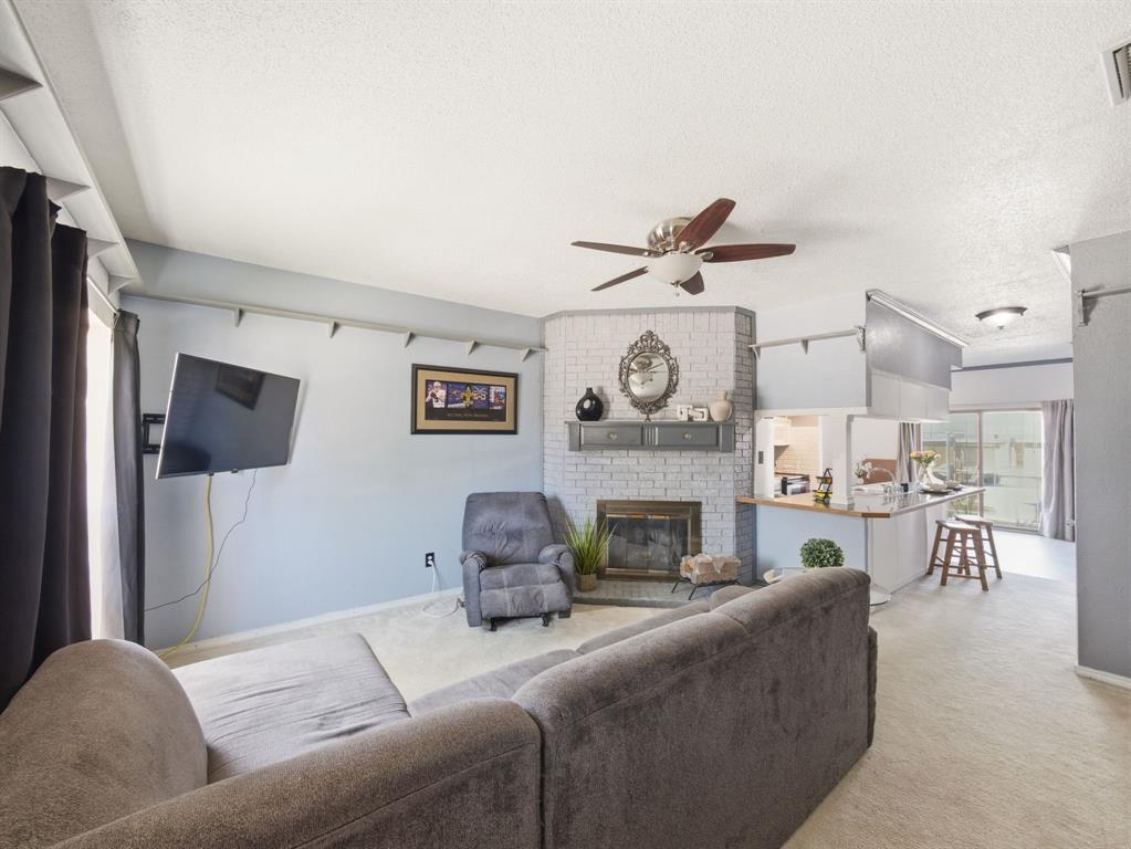 Meadowridge Condos Ph 01 - Residential