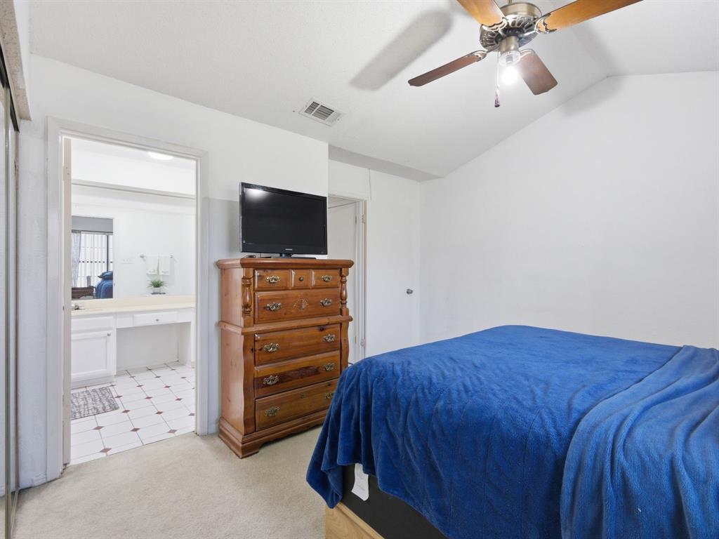 Meadowridge Condos Ph 01 - Residential