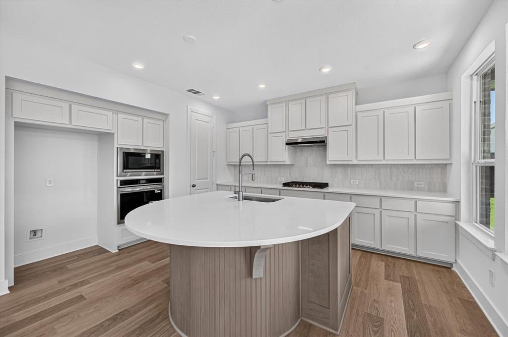 2320 Flora Drive