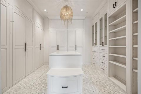 Tiny photo for 2210 Boll Street, Dallas, TX 75204 (MLS # 21202520)