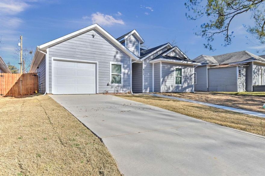 Discover your next home or potential investment property with this beautiful 3 bedroom, 2 bathroom home that also features a bonus office! This 1,786 SF home has a gourmet kitchen with granite countertops, stainless steel appliances, and custom cabinets. The open concept living area allows a great space for entertaining. There is a full-size utility room to store your washer and dryer. Gas is available.