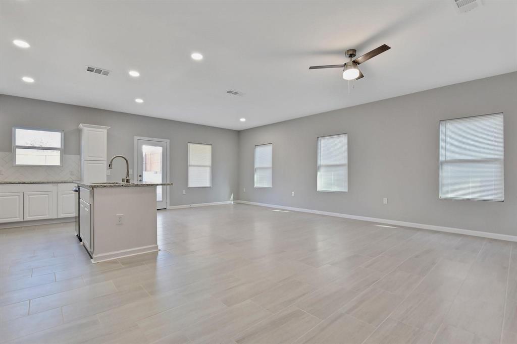 Sunny Side - Residential