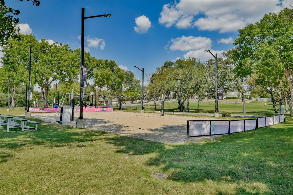 Decordova Bend Estate - Residential