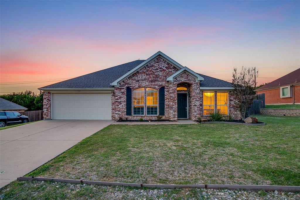 3107 Meandering Way
