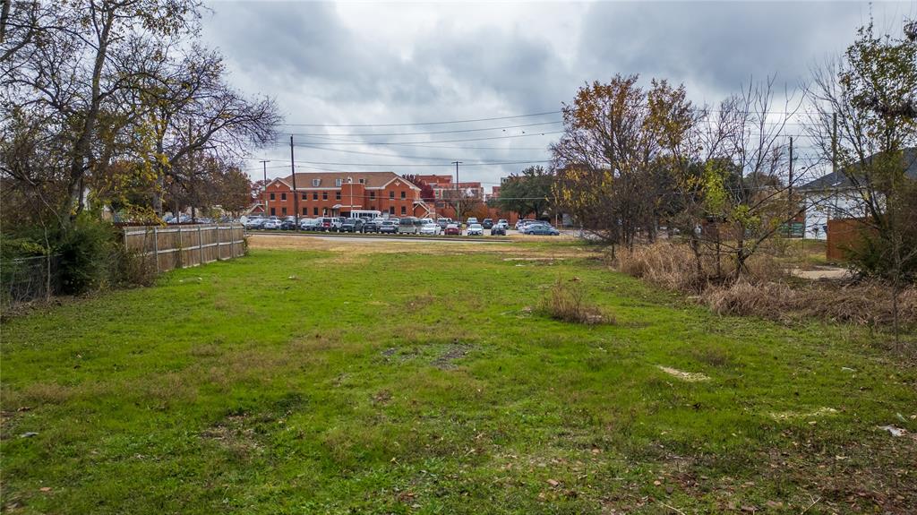 Oak Cliff Gardens - Land